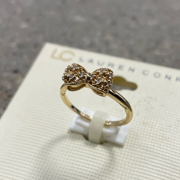 NWT Minimalist Goldtone Cubic Zirconia Lauren Conrad Bow Ring size 7 - Picture 3 of 11